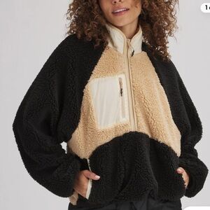 Stoic MTN 1/2 Zip High Pile Fleece Cozy Black and Beige Sherpa Jacket Pullover